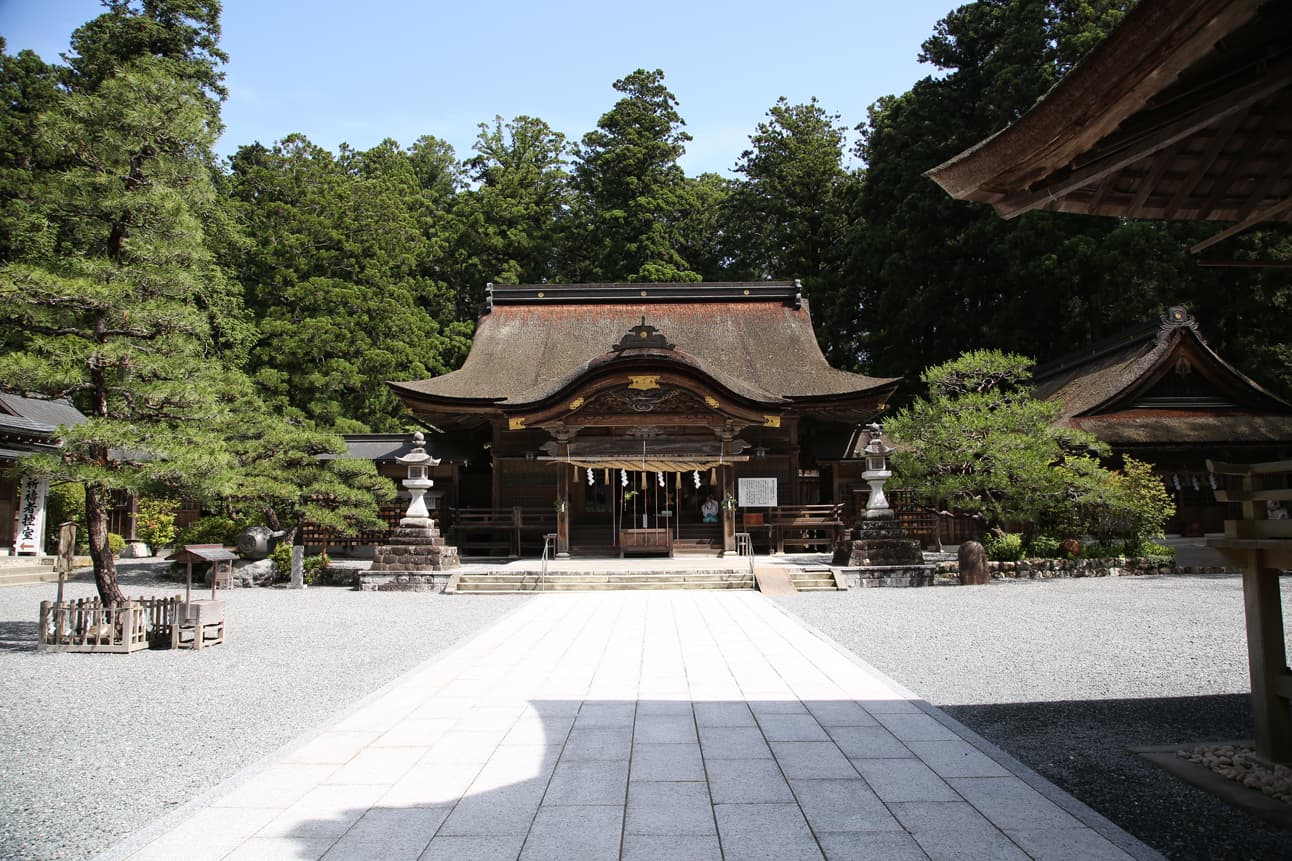 小國神社