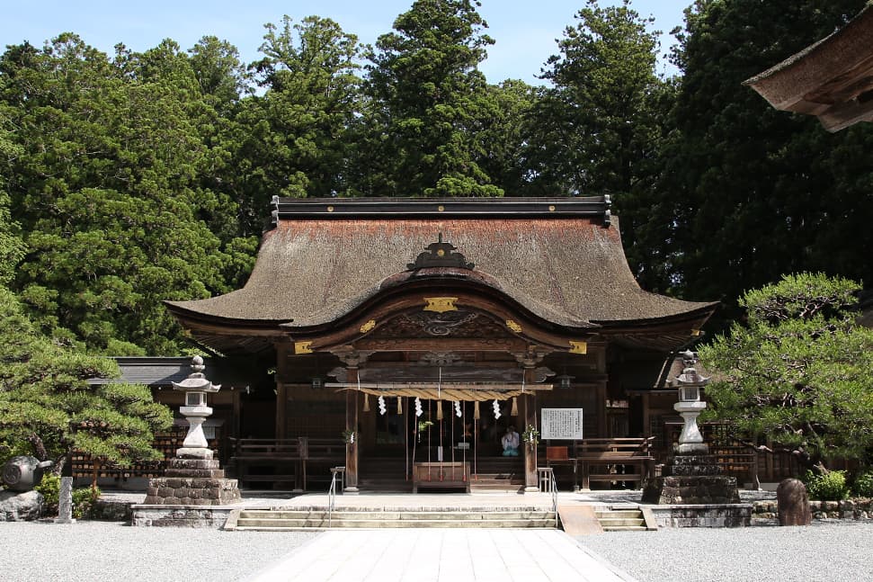 小國神社との提携で由緒正しき神社での結婚式が行えます